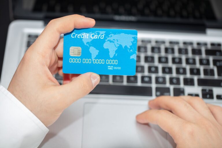 Comment garantir la sécurité des transactions bancaires en ligne ?