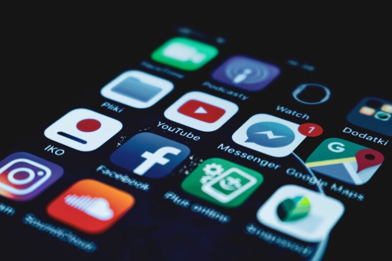 Le rôle des réseaux sociaux dans la transformation digitale