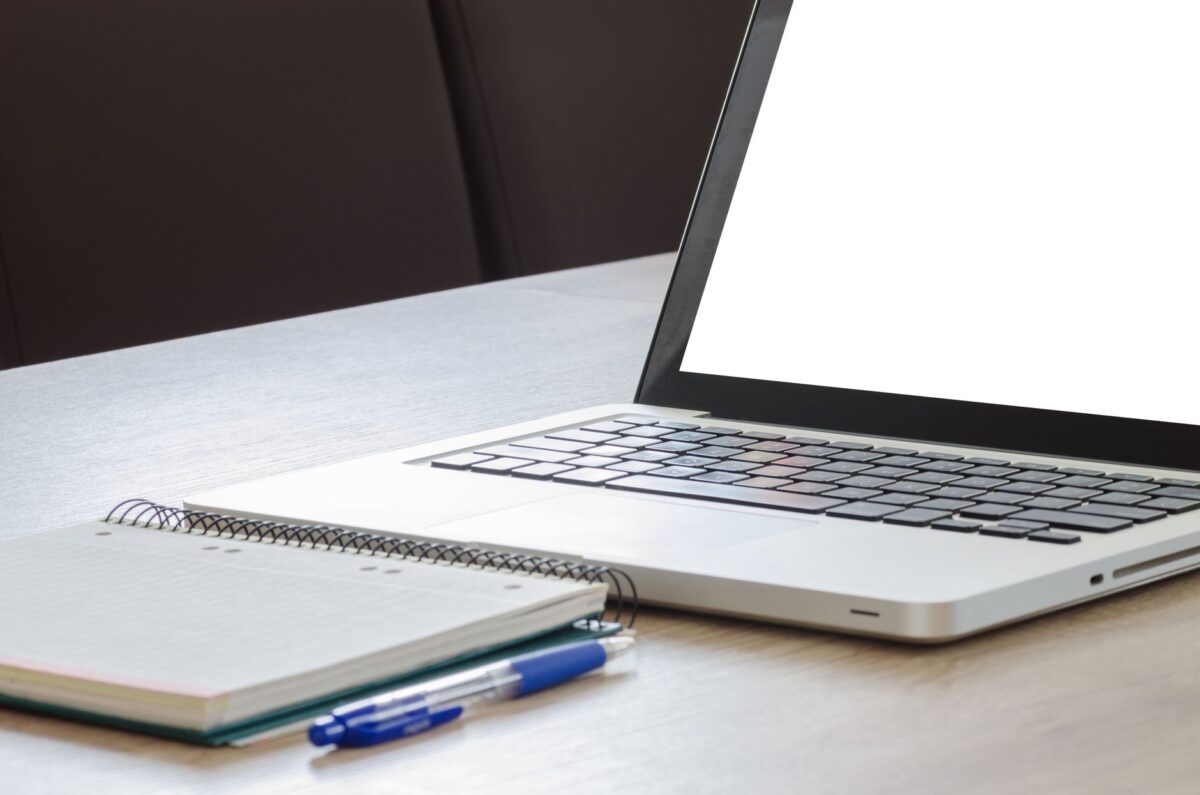 Quatre logiciels pour dicter sous Linux avec une IA locale